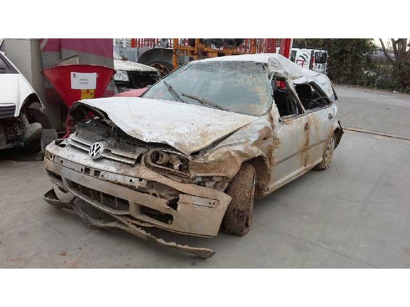 volkswagen golf iv berlina (1j1) del año 2002