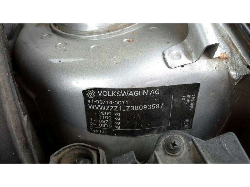 volkswagen golf iv berlina (1j1) del año 2002