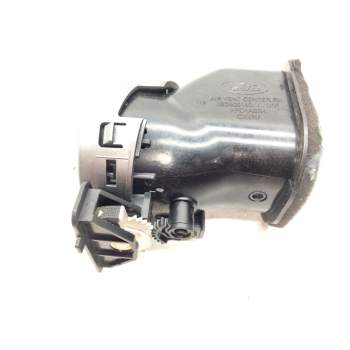 Recambio de aireador central para land rover discovery iii (l319) 2.7 td 4x4 referencia OEM IAM JBD500140XXX  