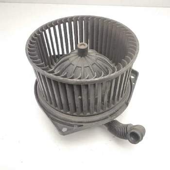 Recambio de motor calefaccion para nissan vanette cargo referencia OEM IAM   40641