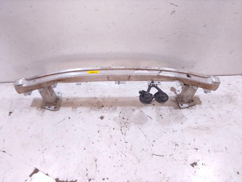 Recambio de refuerzo paragolpes delantero para renault scénic iii (jz0/1_) 1.5 dci referencia OEM IAM 8200534784  