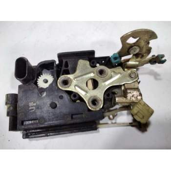 Recambio de cerradura puerta delantera derecha para daewoo tacuma sx referencia OEM IAM 96260988  