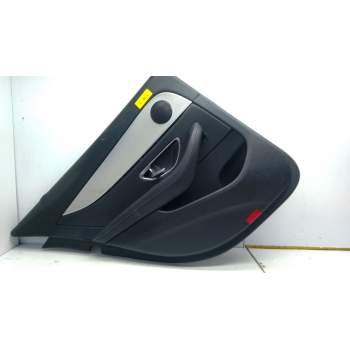 GUARNECIDO PUERTA TRASERA IZQUIERDA A2137309705 