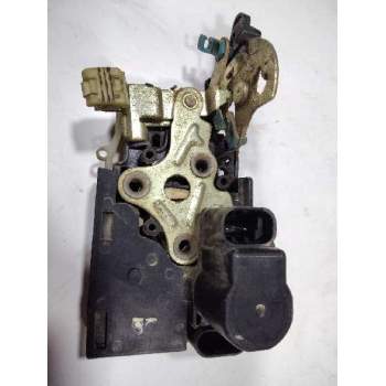 Recambio de cerradura puerta trasera izquierda para daewoo tacuma sx referencia OEM IAM 96260995  