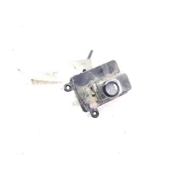 MANDO ELEVALUNAS DELANTERO DERECHO 935752L011 