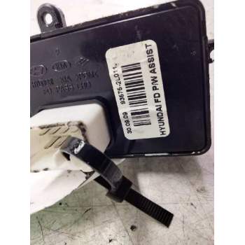 Recambio de mando elevalunas delantero derecho para hyundai i30 comfort referencia OEM IAM 935752L011  
