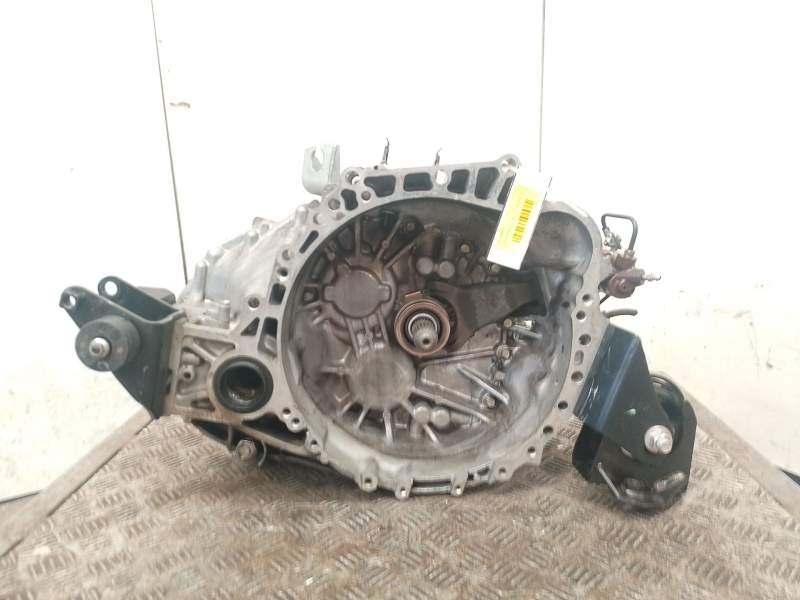 Recambio de caja cambios para toyota avensis (_t25_) 2.2 d-4d (adt251_) referencia OEM IAM 3111520080  