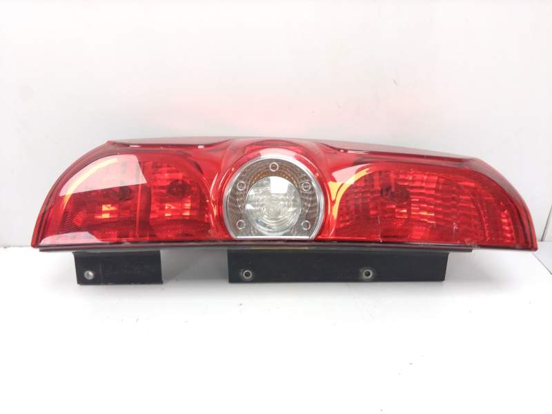 Recambio de piloto trasero izquierdo para opel combo furgoneta/monovolumen (x12) 1.3 cdti (b05) referencia OEM IAM   