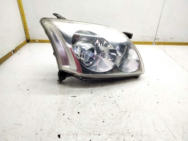 Recambio de faro izquierdo para toyota avensis (_t25_) 2.2 d-4d (adt251_) referencia OEM IAM M60GF20  