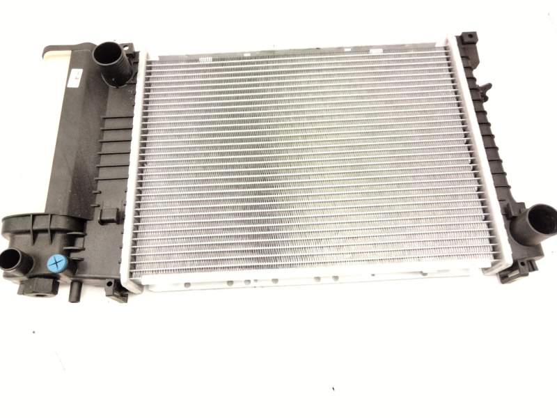 Recambio de radiador agua para bmw 3 (e30) 316 i referencia OEM IAM   