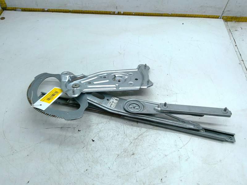 Recambio de elevalunas delantero izquierdo para renault grand scénic iii (jz0/1_) 1.5 dci referencia OEM IAM 807210007R  