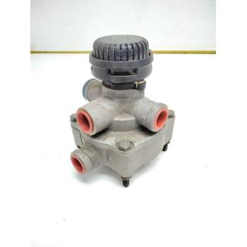Recambio de valvula rele para iveco eurocargo 150 e 18 referencia OEM IAM 9730030060  WABCO