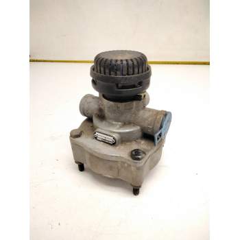Recambio de valvula rele para iveco eurocargo 150 e 18 referencia OEM IAM 9730030060  WABCO