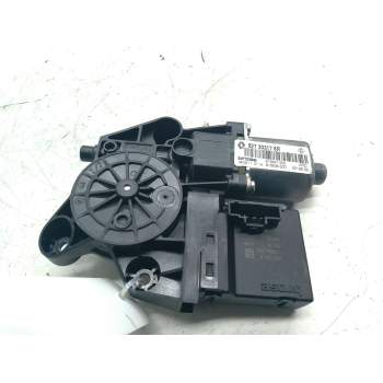 MOTOR ELEVALUNAS TRASERO DERECHO 827303178R 