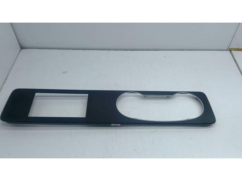 Recambio de moldura para mercedes-benz clase e (w213) e 220 d (213.004) referencia OEM IAM A2C94099  