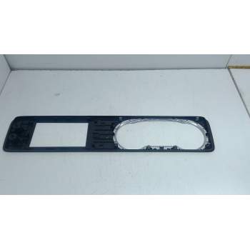 Recambio de moldura para mercedes-benz clase e (w213) e 220 d (213.004) referencia OEM IAM A2C94099  