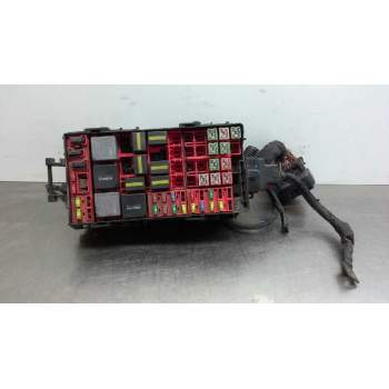 CAJA FUSIBLES 4401681 