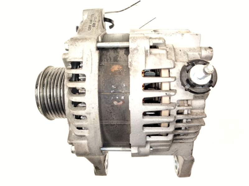 Recambio de alternador para renault maxity referencia OEM IAM 5001874640  
