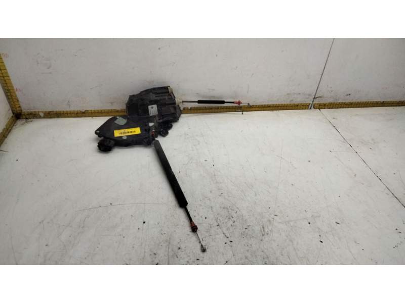 Recambio de cerradura puerta trasera derecha para jaguar xf prestige referencia OEM IAM 7H5A26412AD  