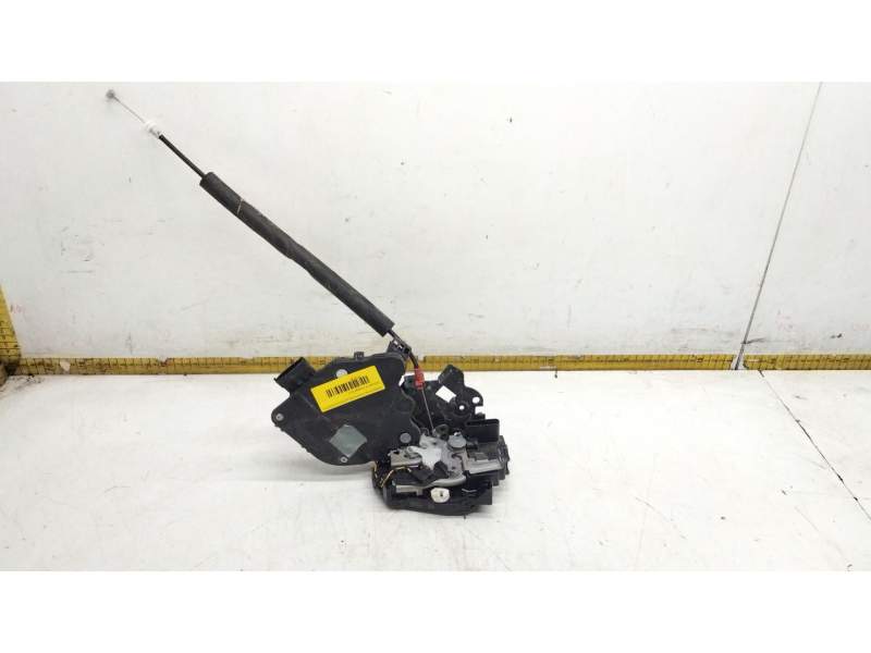 Recambio de cerradura puerta delantera izquierda para jaguar xf prestige referencia OEM IAM 6W8A21813AC  