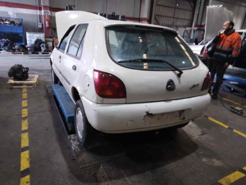 ford fiesta berl./courier del año 1996