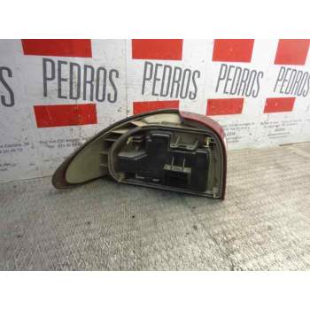 Recambio de piloto trasero derecho para ford mondeo berlina/familiar (fd) clx berlina referencia OEM IAM 93BG13A602BA 93BG13N004