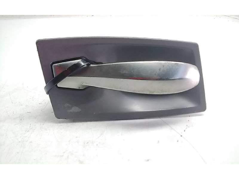Recambio de maneta interior delantera derecha para bmw serie 5 berlina (e60) 530i referencia OEM IAM 70242889  