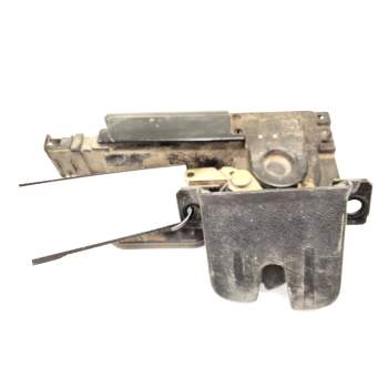 CERRADURA MALETERO / PORTON 7L0827511 
