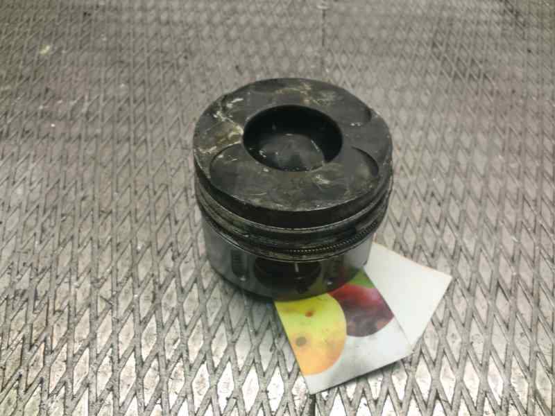 Recambio de piston para mercedes-benz sprinter 02.00  caja abierta 2.2 cdi cat referencia OEM IAM   