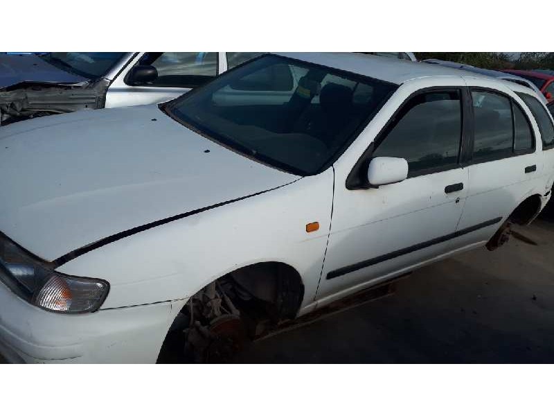 nissan almera (n15) del año 1999