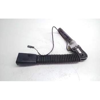 Recambio de enganche delantero derecho para bmw serie 5 berlina (e60) 530i referencia OEM IAM 7065848  