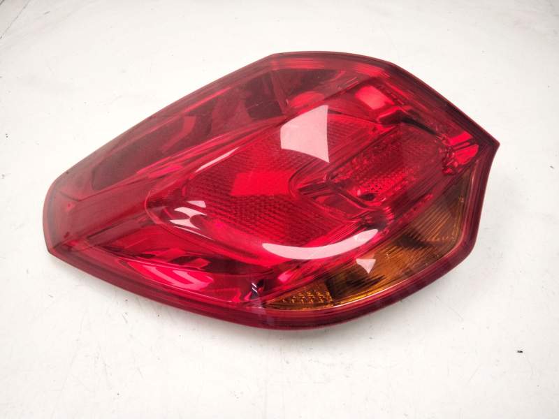 Recambio de piloto trasero izquierdo para opel astra j (p10) 1.4 lpg (68) referencia OEM IAM 13314052  