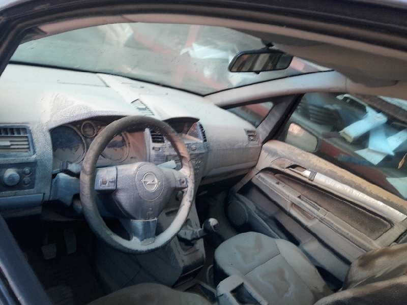 opel zafira b del año 2007