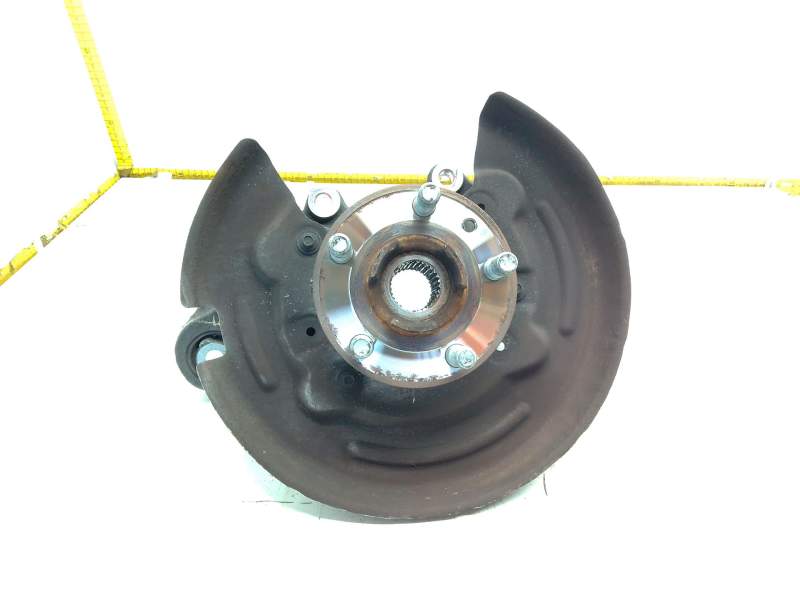 Recambio de mangueta trasera derecha para land rover range rover evoque (l538) 2.0 4x4 referencia OEM IAM LR068883  