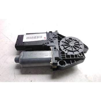 MOTOR ELEVALUNAS DELANTERO DERECHO 130821694 