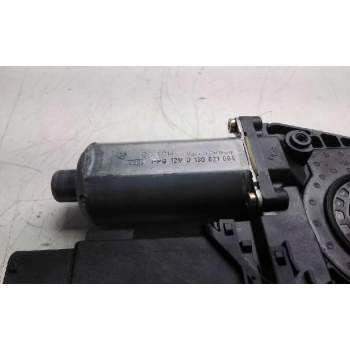 Recambio de motor elevalunas delantero derecho para volkswagen passat berlina (3b2) comfortline referencia OEM IAM 130821694  