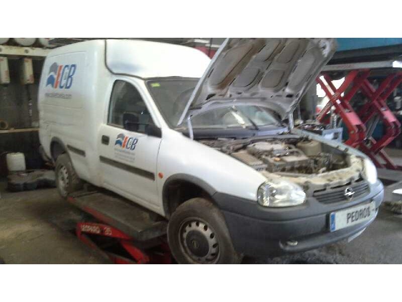 opel combo (corsa b) del año 2001