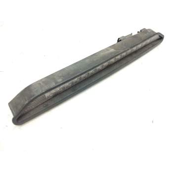 LUZ CENTRAL DE FRENO 90582025 