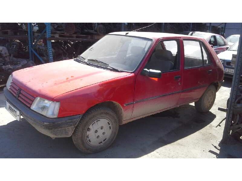 peugeot 205 berlina del año 1991