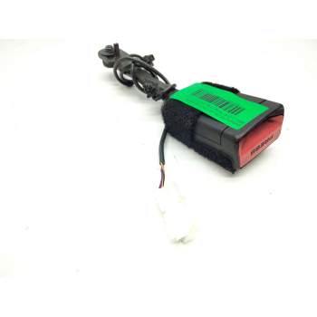 Recambio de enganche delantero izquierdo para bmw 2 gran tourer (f46) 218 d xdrive referencia OEM IAM 7313299  