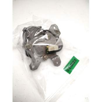 Recambio de motor limpia trasero para nissan terrano ii (r20) 2.4 4wd referencia OEM IAM 0390201525  