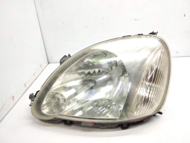 Recambio de faro izquierdo para toyota yaris (_p1_) 1.3 (scp12_, scp13_) referencia OEM IAM 811500D08000  