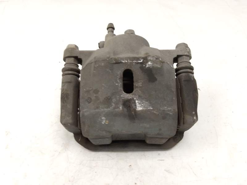 Recambio de pinza freno delantera derecha para toyota yaris (_p1_) 1.3 (scp12_, scp13_) referencia OEM IAM   
