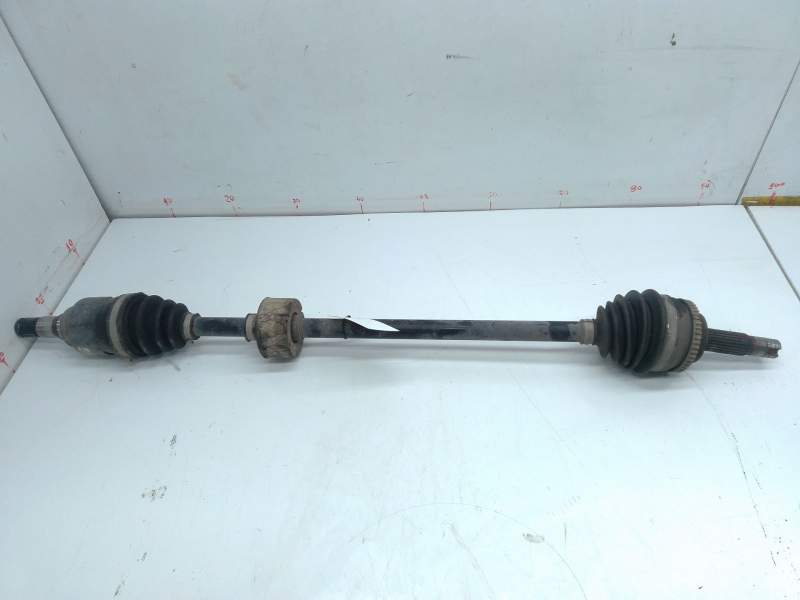 Recambio de transmision delantera derecha para toyota yaris (_p1_) 1.3 (scp12_, scp13_) referencia OEM IAM P26080577  