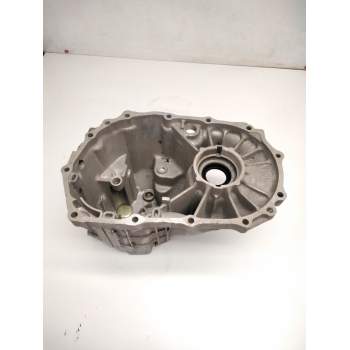 Recambio de campana caja cambios para infiniti m30 coupé 3.0 referencia OEM IAM 69827FA663  