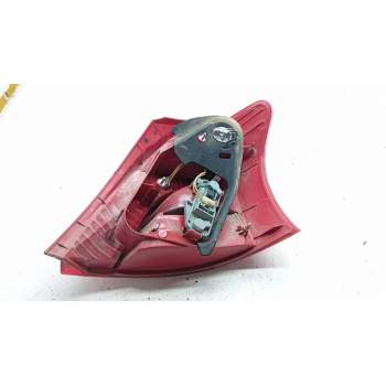 Recambio de piloto trasero izquierdo para toyota yaris (ksp9/scp9/nlp9) básico referencia OEM IAM 815610D110  