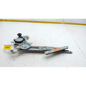 ELEVALUNAS DELANTERO DERECHO 857020F010 