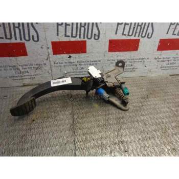 PEDAL EMBRAGUE 