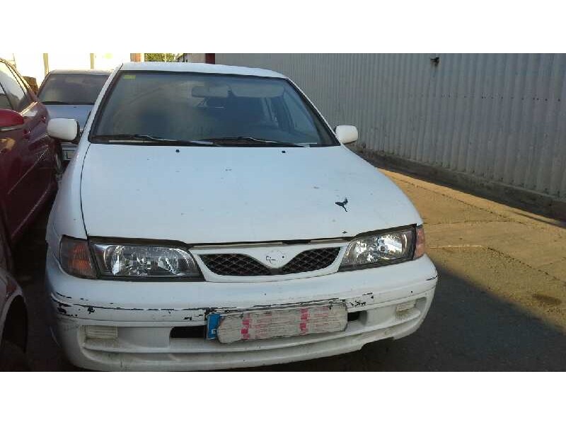 nissan almera (n15) del año 1999