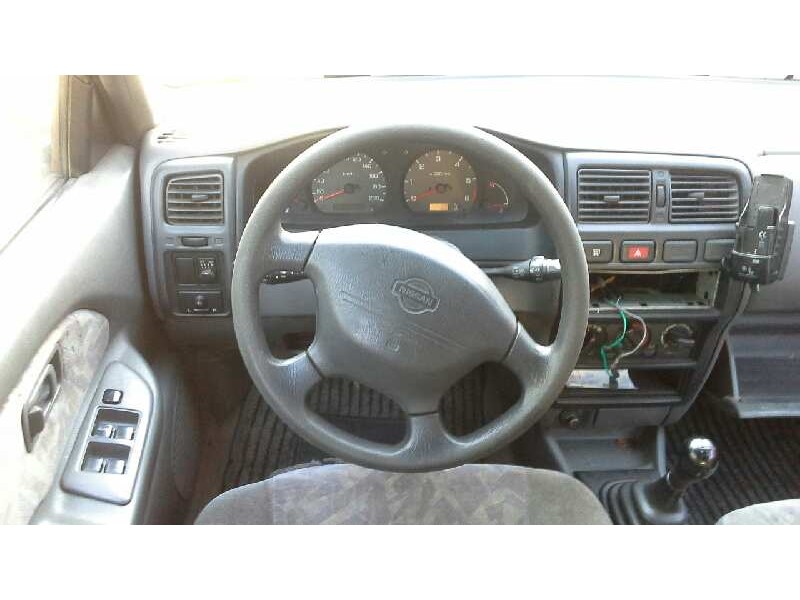 nissan almera (n15) del año 1999